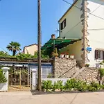 Apartment Gorgeous In With Wifi Punat